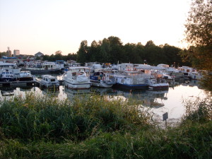 Tucked in our berth at St Jean de Losne