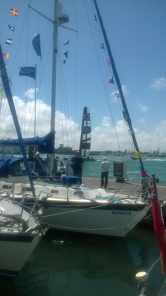 05. Ben Ainslie racing past on Portsmouth Waters (539x960)